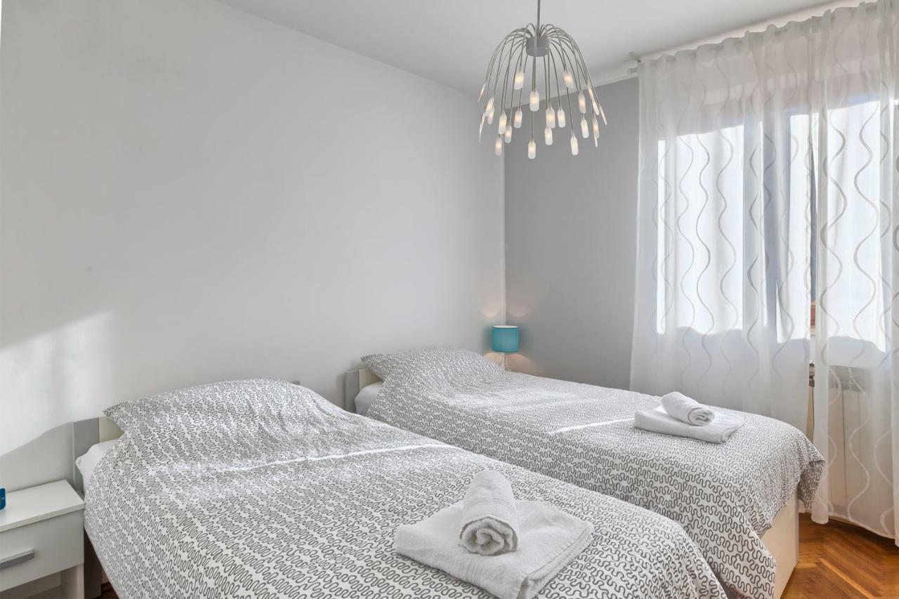 Active Apartment Пула Экстерьер фото